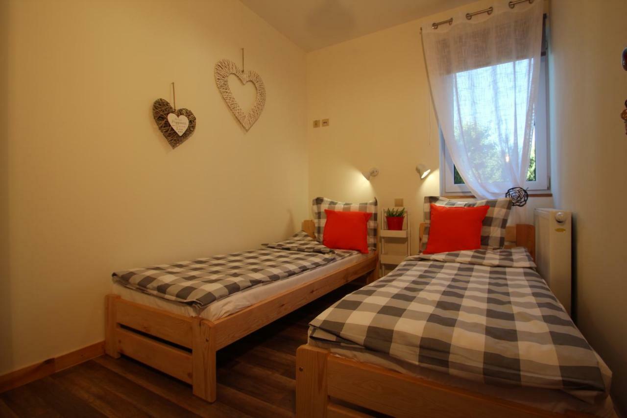 Apartdebki Odargowo Exteriör bild