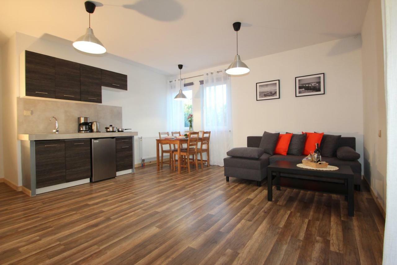 Apartdebki Odargowo Exteriör bild