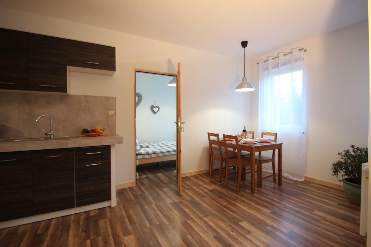 Apartdebki Odargowo Exteriör bild