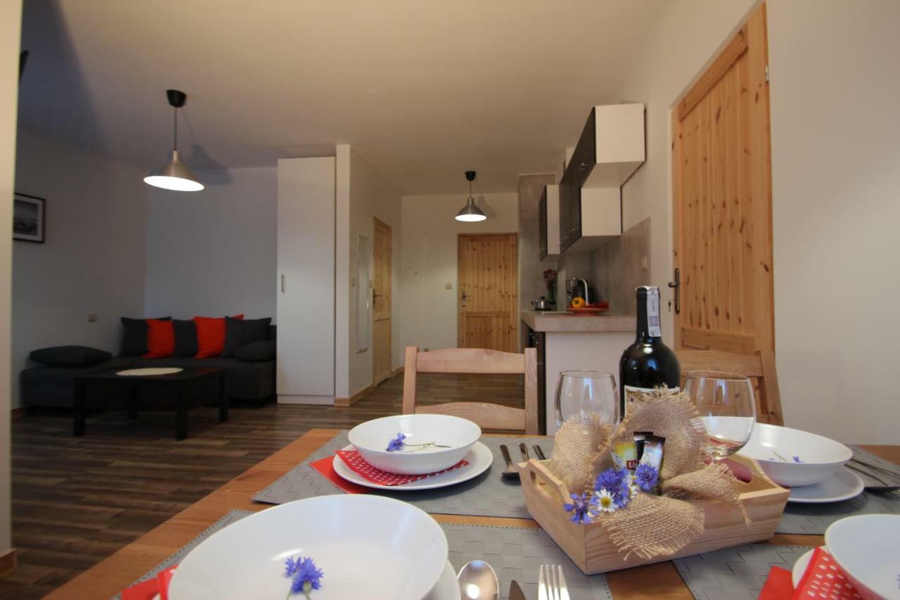 Apartdebki Odargowo Exteriör bild
